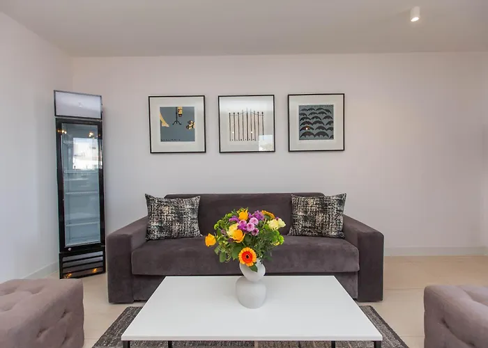 Villa 21 B
